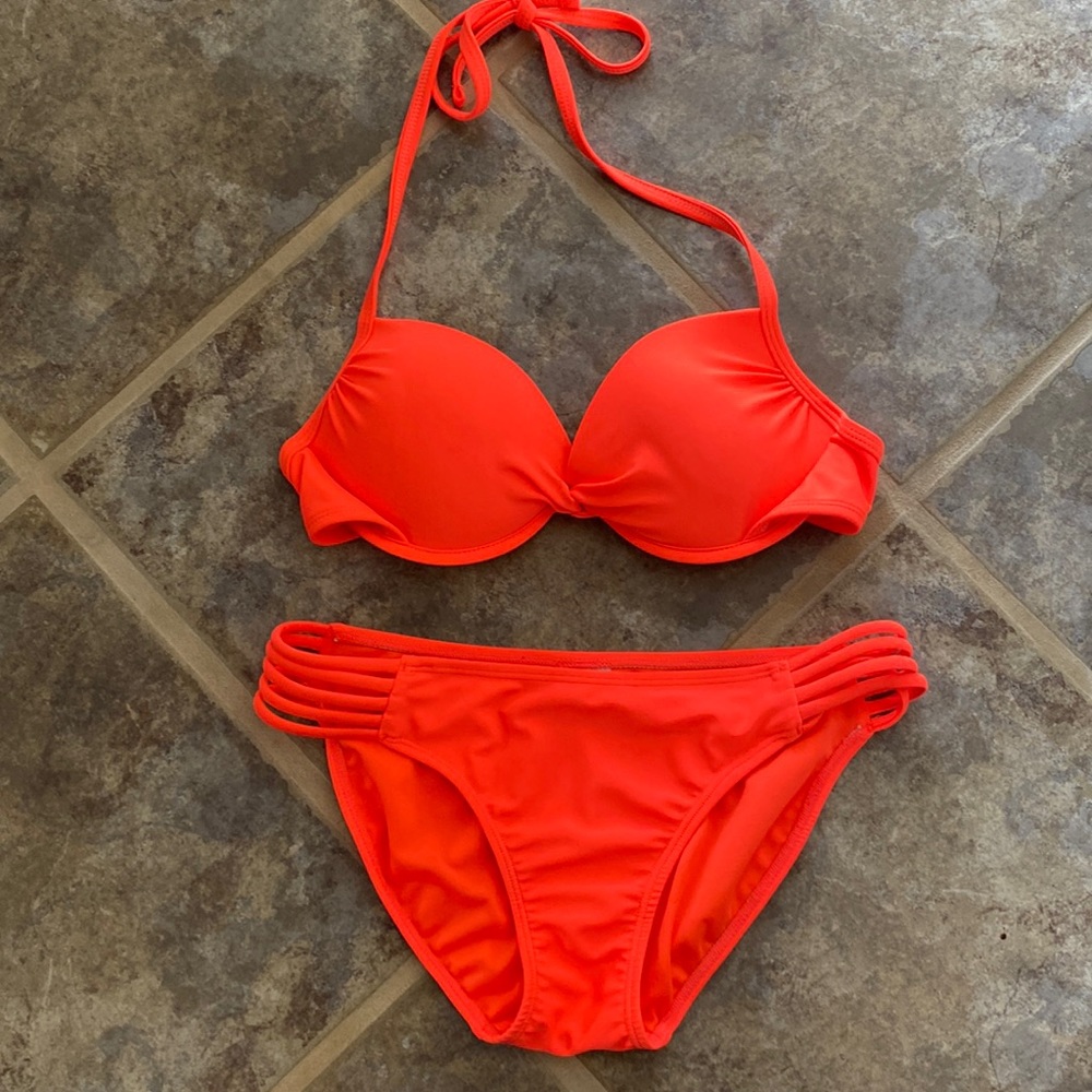 Xhilaration S coral bikini with strappy bottoms